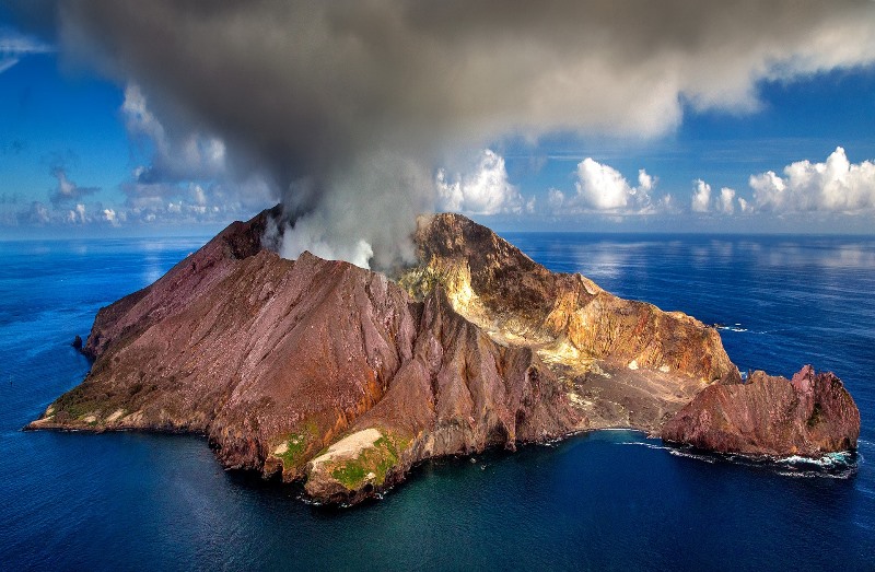 【意外と知らない】地球の気候を左右する火山噴火と海洋プランクトン volcano