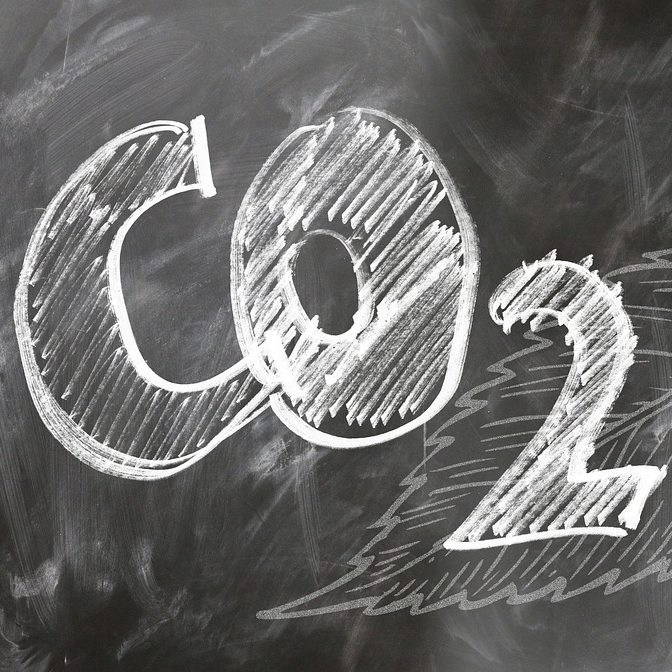 【課題解決】弱塩基性アニオン交換樹脂によるCO2捕集効率を左右する水分・湿度の条件 co2-blackboard